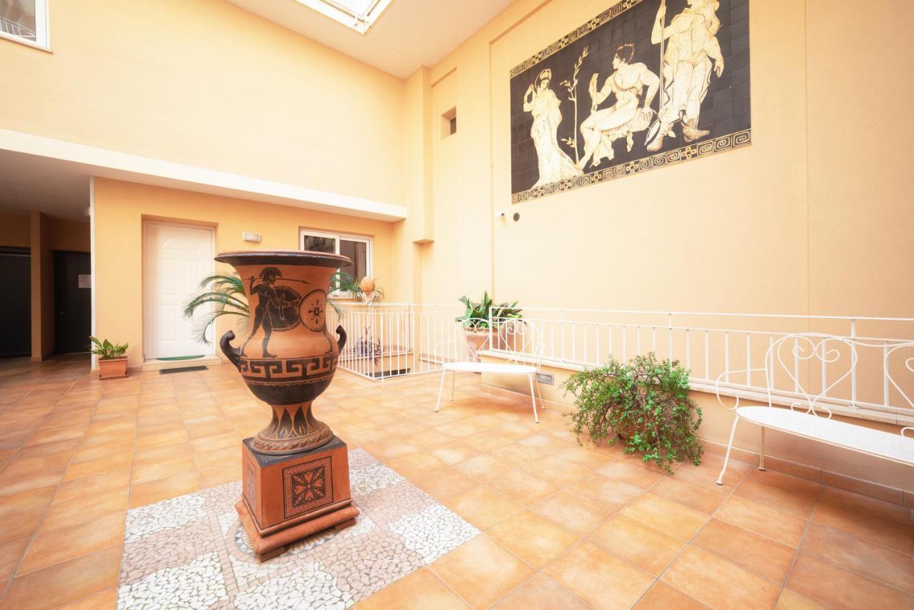 Appartement Il Cortile Delle Esperidi à Lecce Extérieur photo