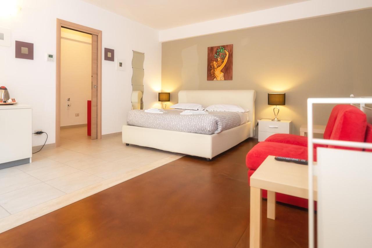 Appartement Il Cortile Delle Esperidi à Lecce Extérieur photo