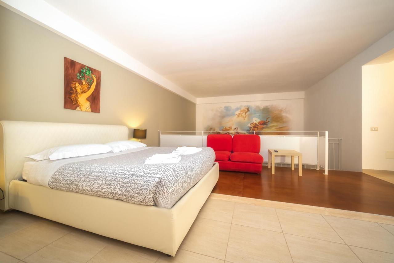Appartement Il Cortile Delle Esperidi à Lecce Extérieur photo