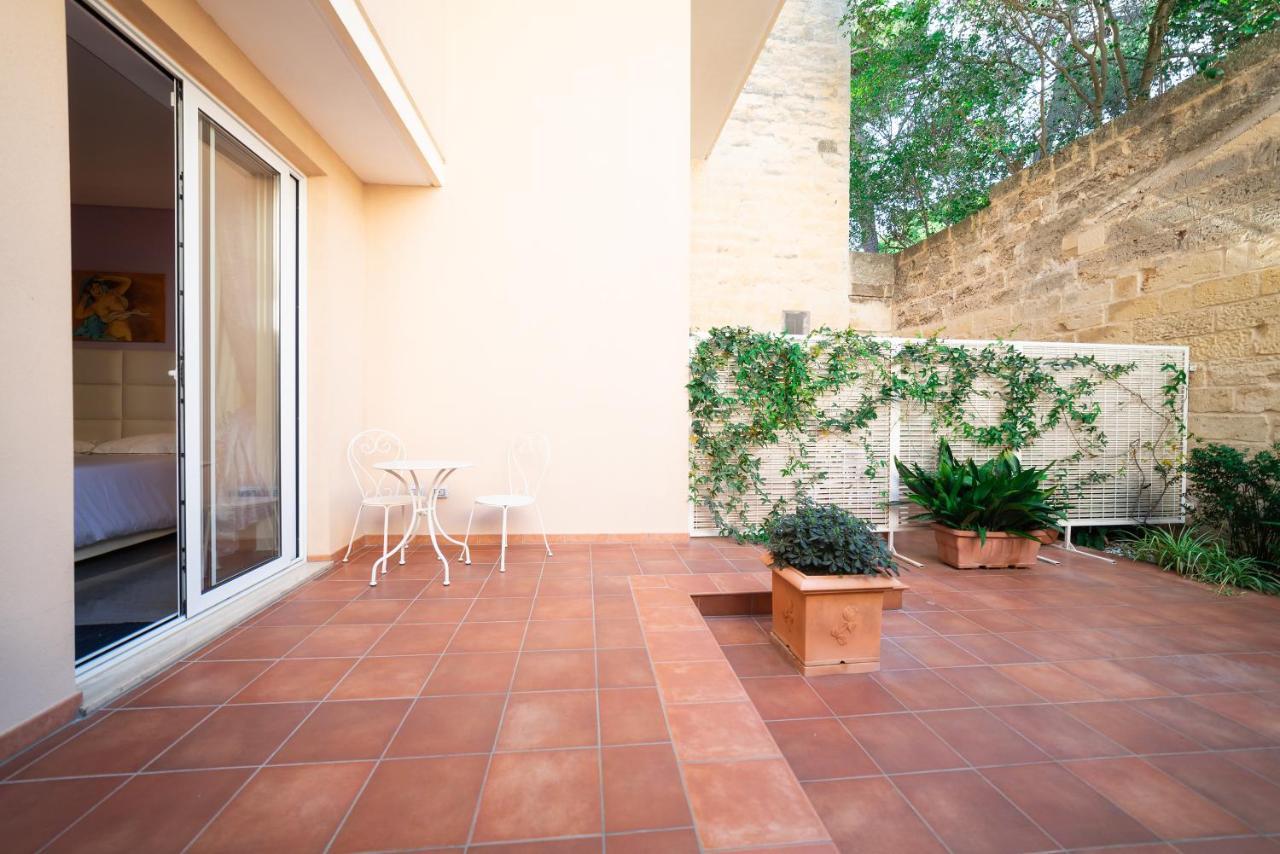 Appartement Il Cortile Delle Esperidi à Lecce Extérieur photo