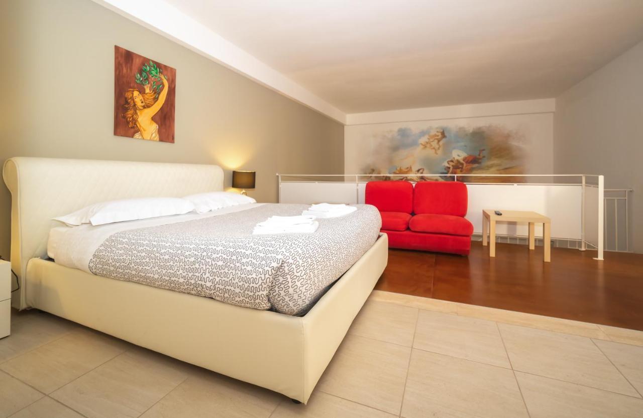 Appartement Il Cortile Delle Esperidi à Lecce Extérieur photo