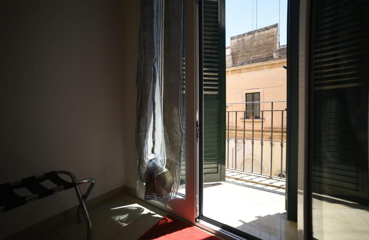 Appartement Il Cortile Delle Esperidi à Lecce Extérieur photo