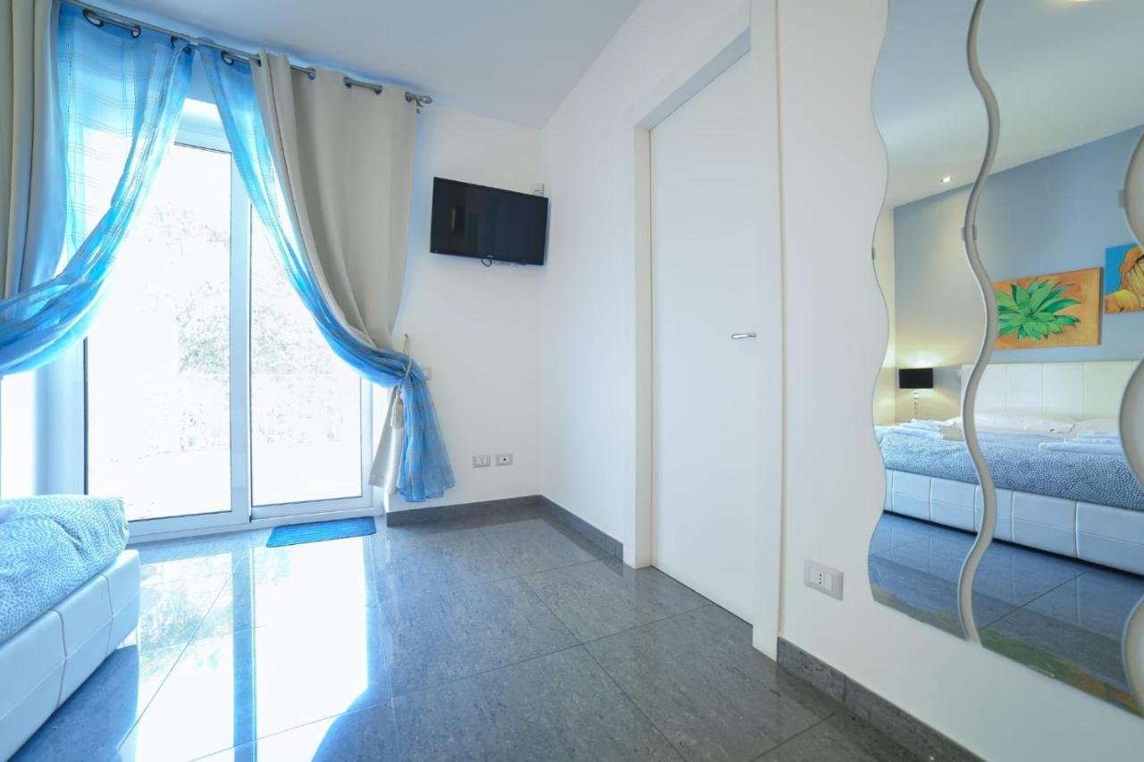 Appartement Il Cortile Delle Esperidi à Lecce Extérieur photo