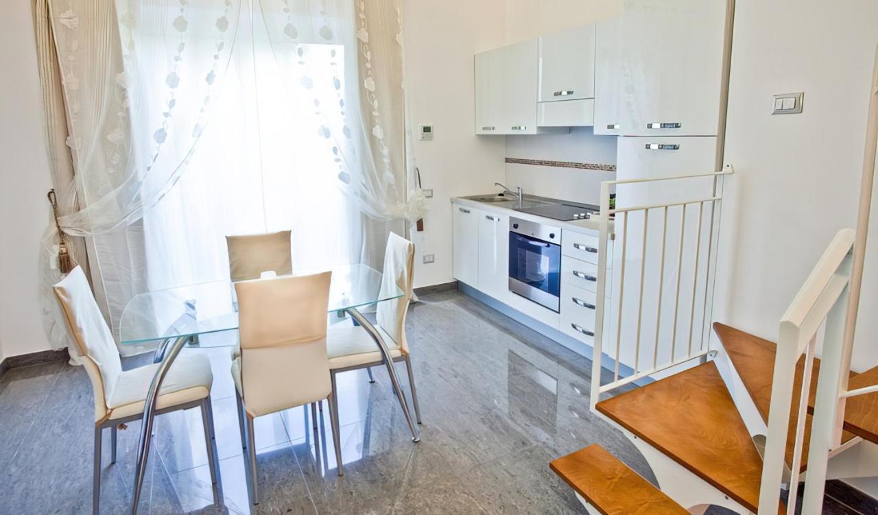Appartement Il Cortile Delle Esperidi à Lecce Extérieur photo
